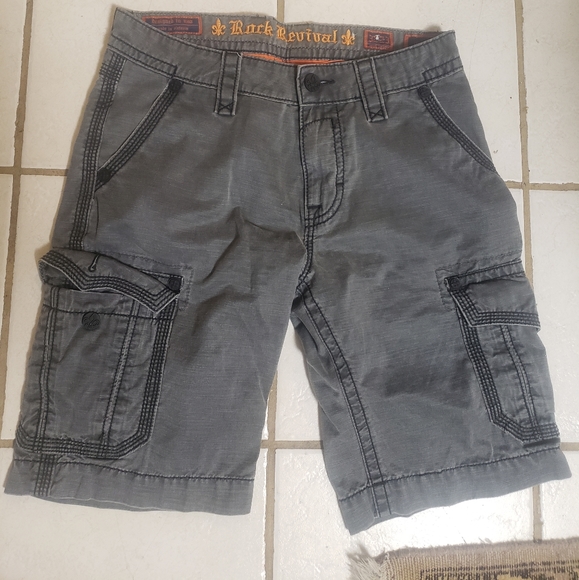 Rock & Republic Grey Classic Cargo Short 32 X 23 - Picture 1 of 6